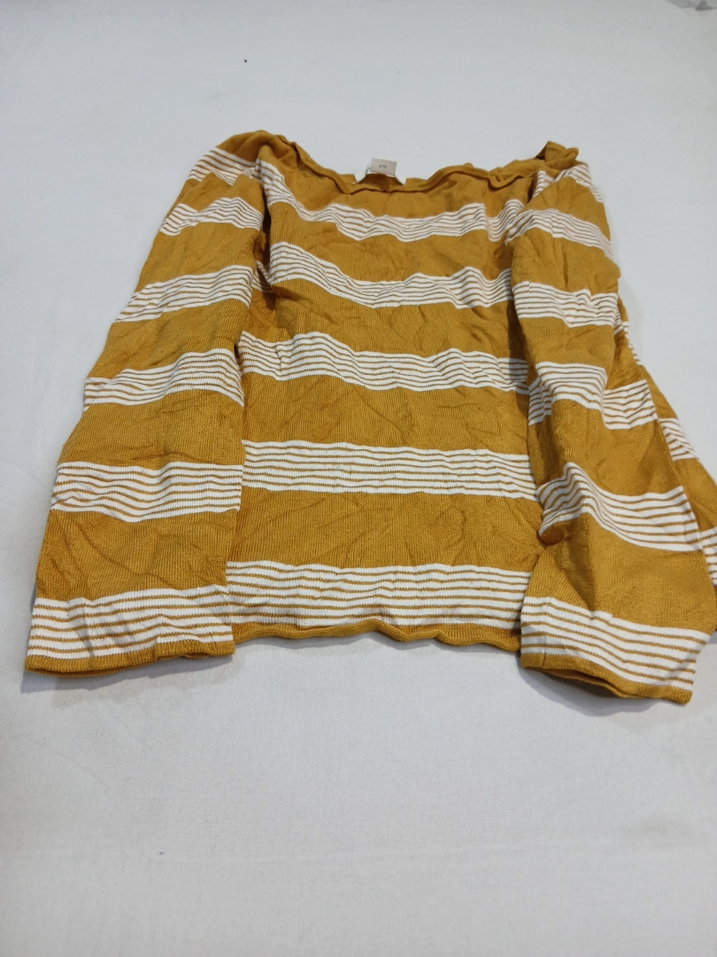 H&M Striped Knit Top