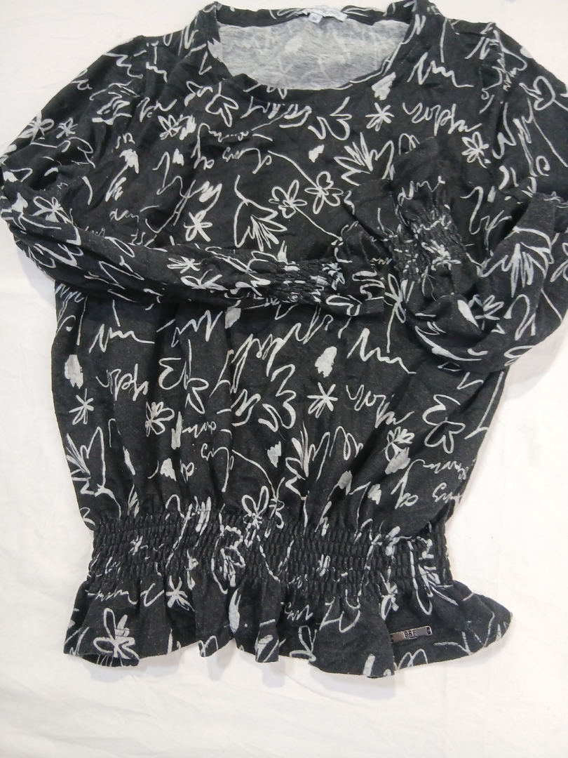 Black and White Floral Print Long Sleeve Blouse