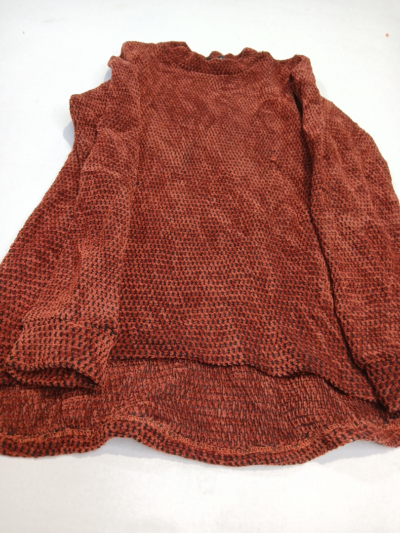 Zoya Knitwear Round Neck Sweater