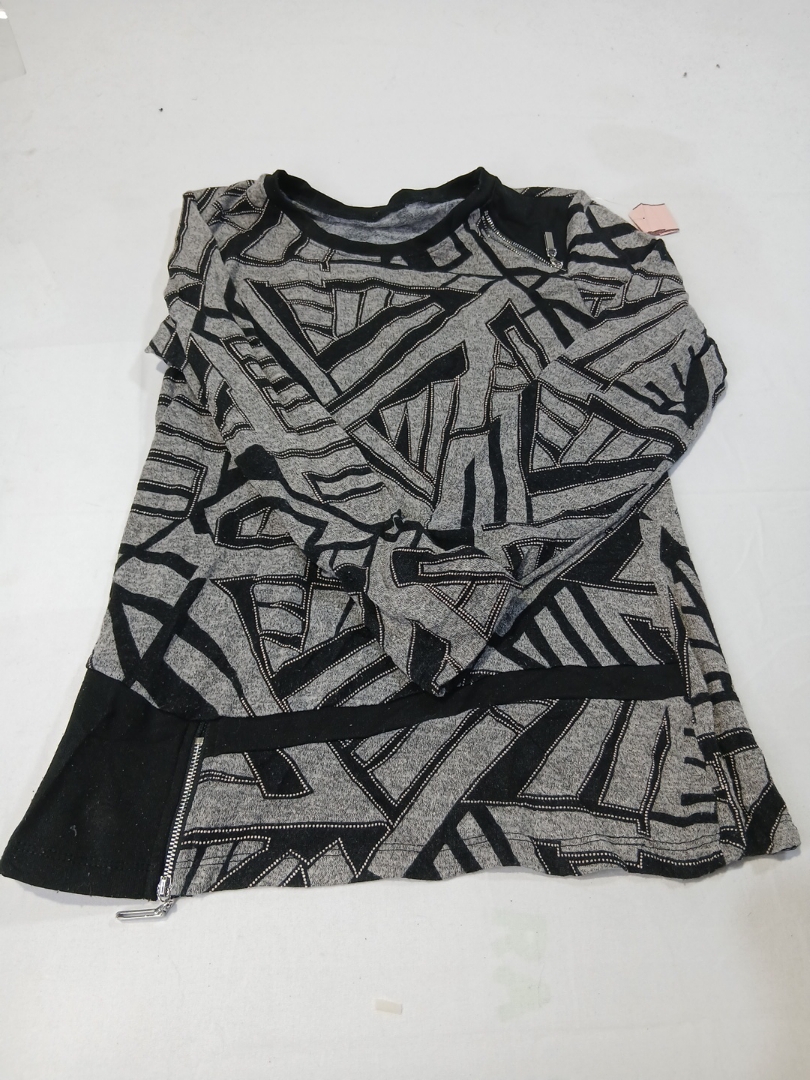 Black and Gray Geometric Print Long Sleeve Top