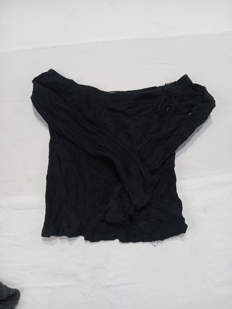 Black Long Sleeve Off-Shoulder Top