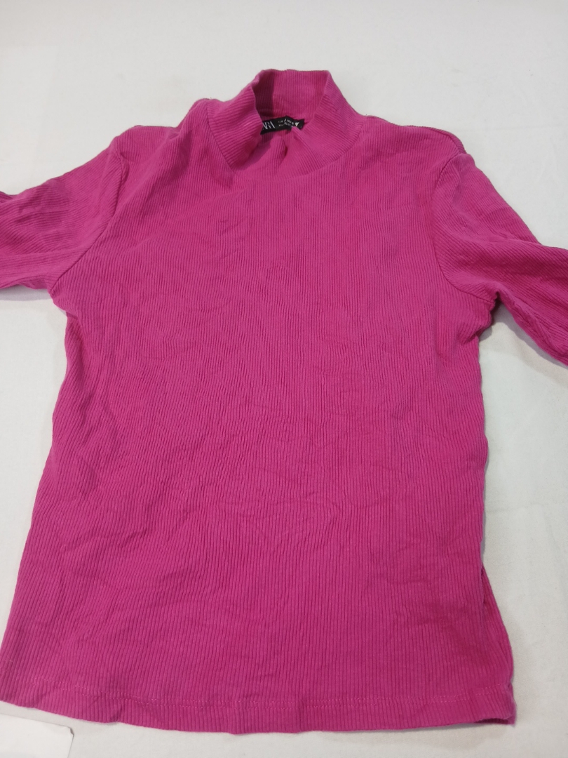 T-shirt à col roulé côtelé rose Zara