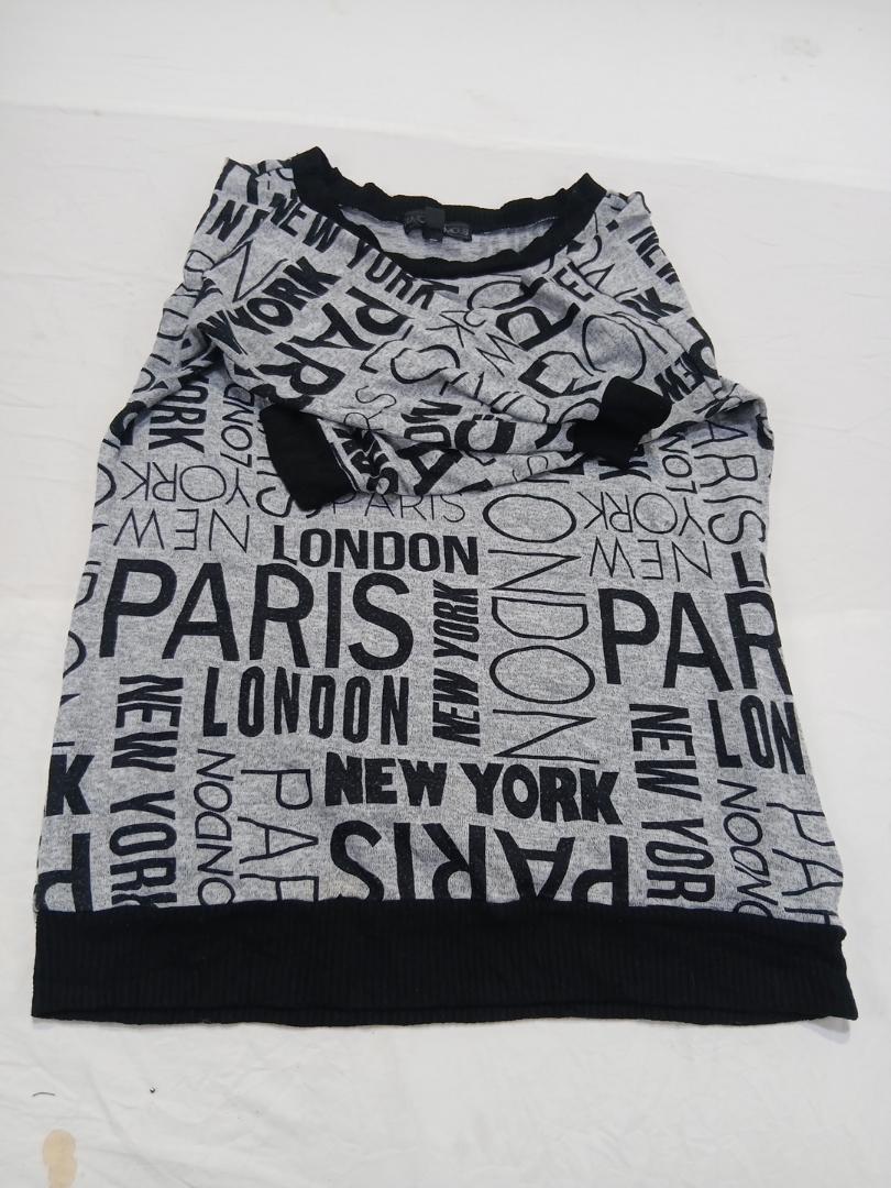 Almost Famous Grey and Black Graphic Sweatshirt