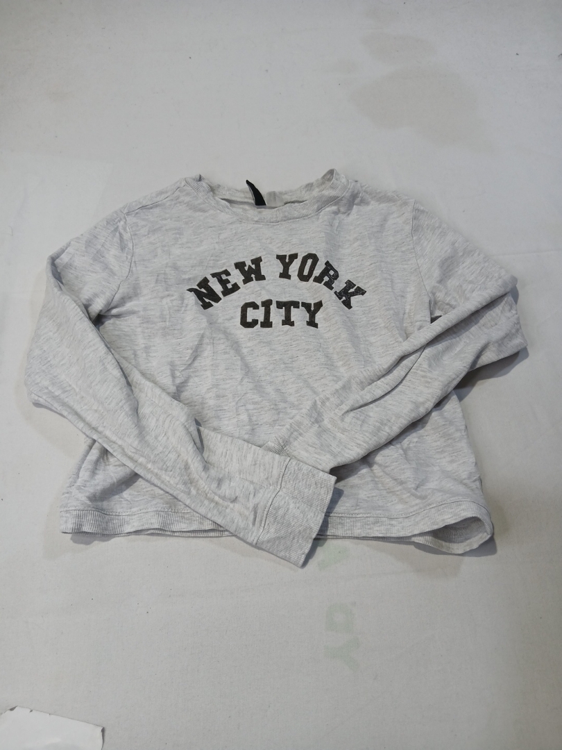 Long Sleeve Graphic Sweatshirt