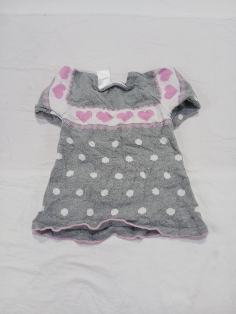 「ハートと水玉模様の女の子用グレーのセーター」