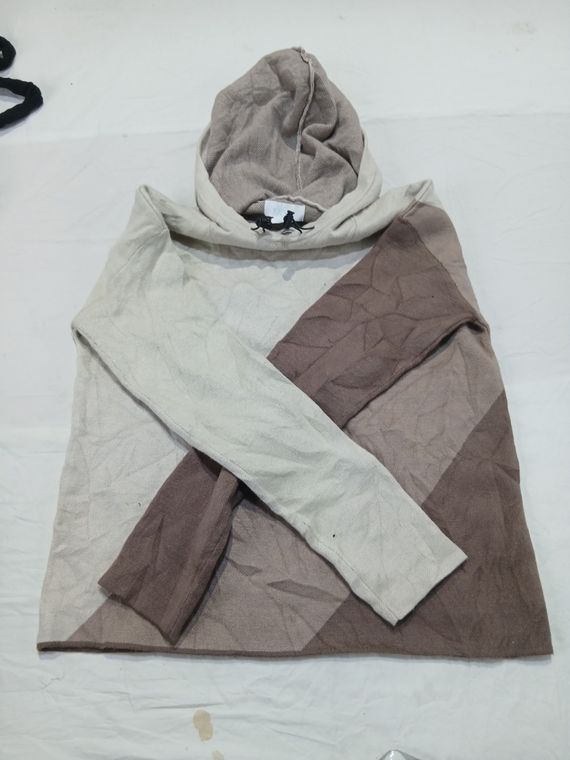 Hoodie with Color-Block Design