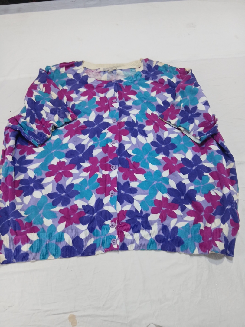 Pull Floral Femme Within