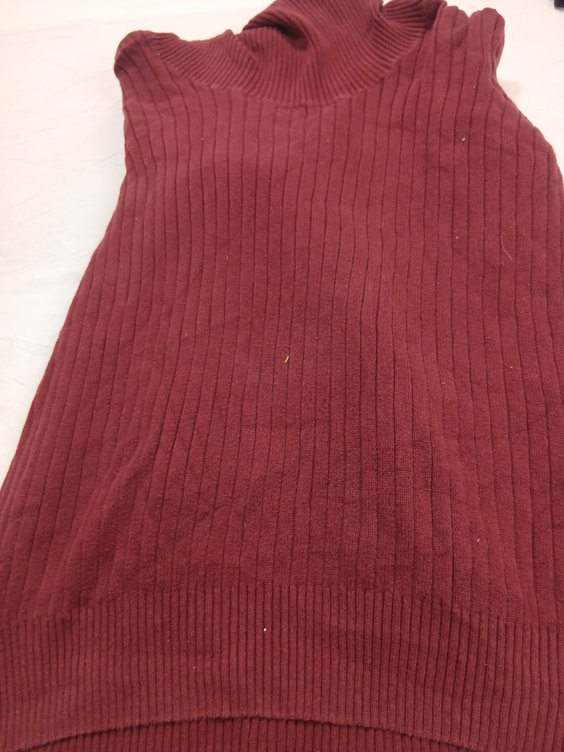 Maglione a collo alto a coste