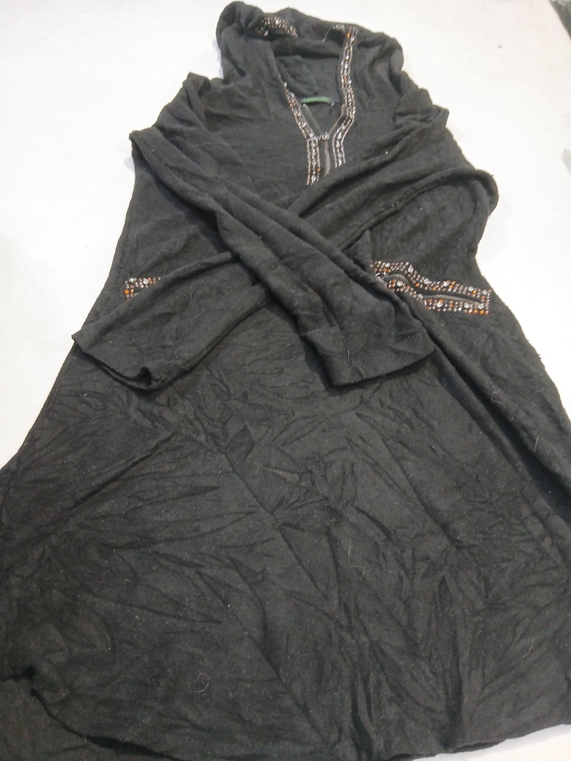 Black Embellished Sleeveless Top