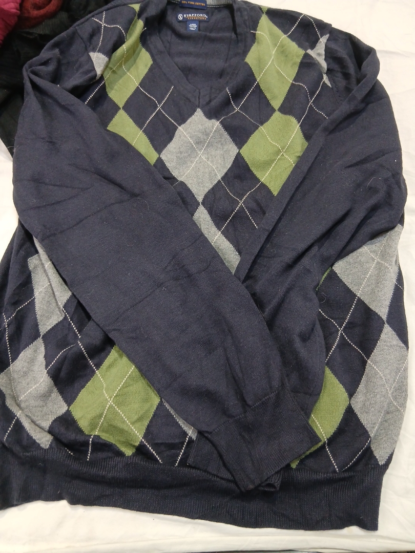 アーガイルパターンのセーター