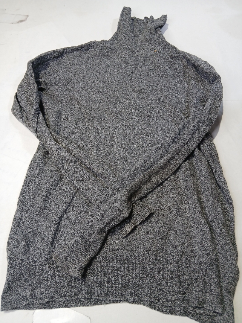 Blusa de Tricô Cinza