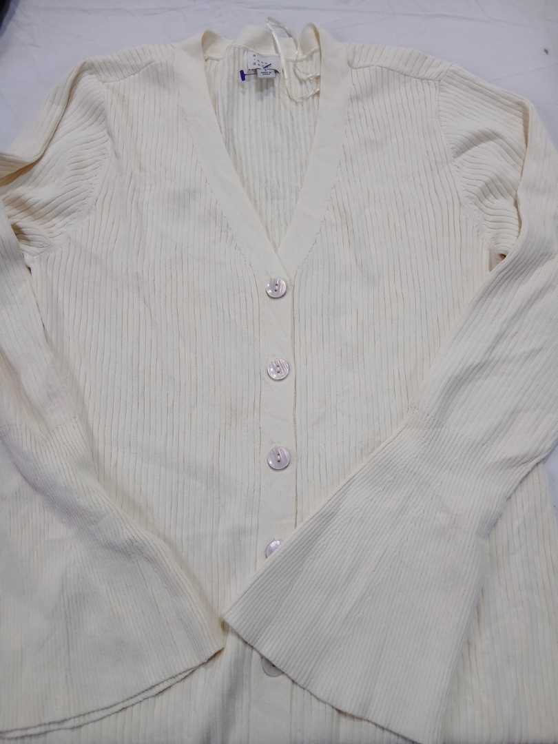 Conjunto de cardigan e vestido em tricô canelado n..