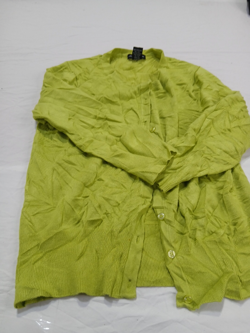 Camicia verde lime a maniche lunghe con bottoni
