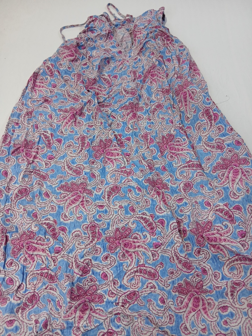 Top con collo ad halter a motivo paisley