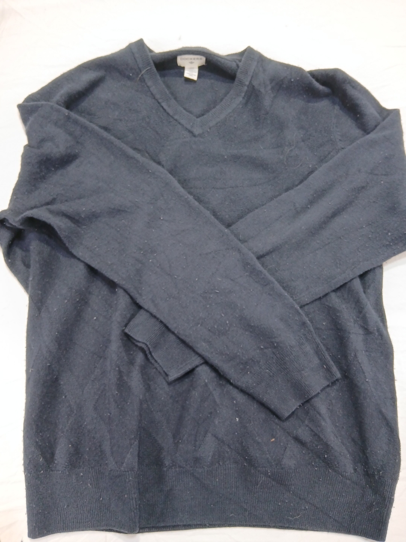 「Dockers Vネックセーター」
