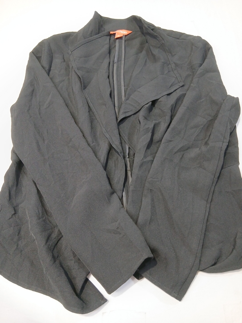 Giacca nera a maniche lunghe