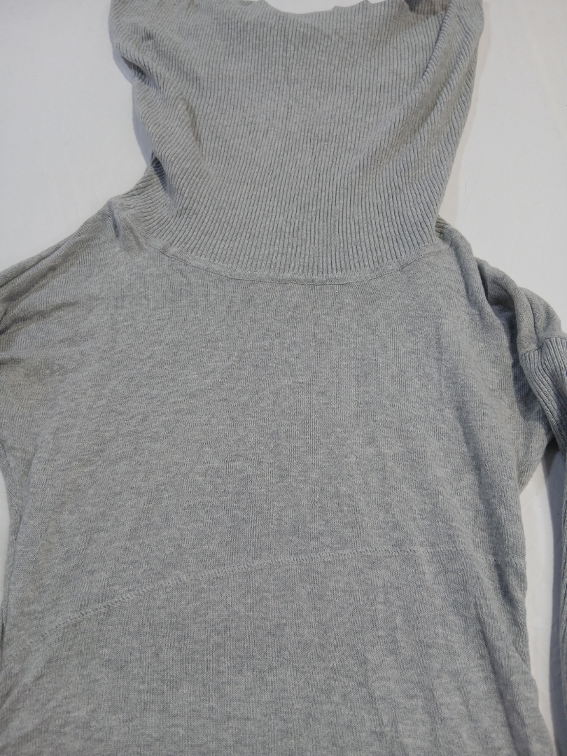 Athleta Gray Ribbed Mock Neck Top