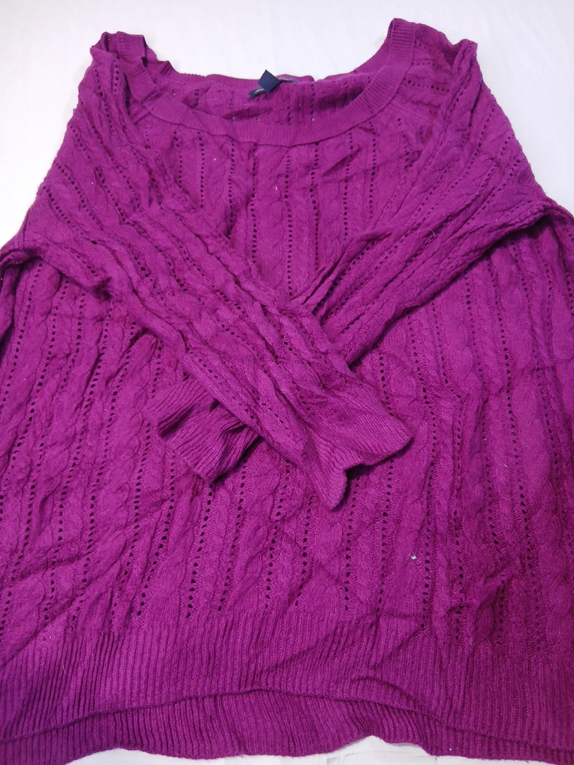 アメリカンイーグルアウトフィッターズ パープル セーター