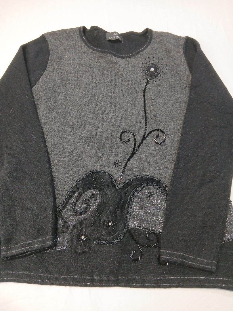 Knitted Sweater with Floral Embroidery