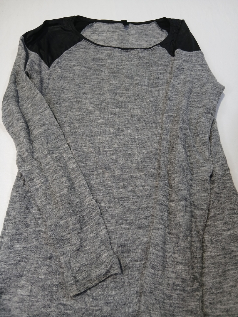 Benetton Grey Top