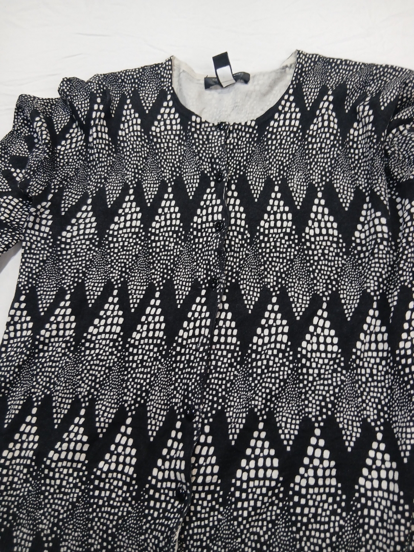 Black and White Patterned Top