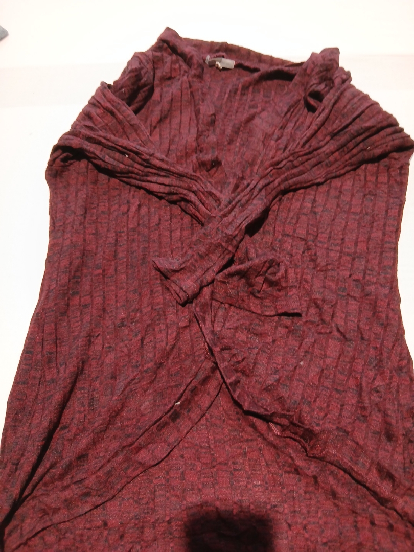 Blusa rossa da donna