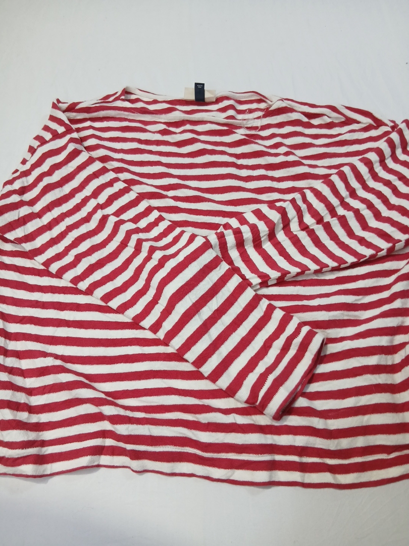 Top a righe rosse e bianche