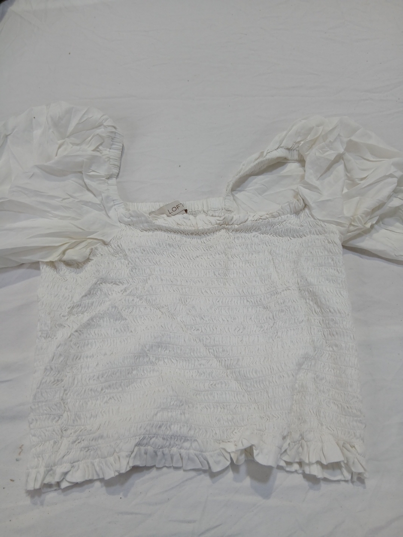 Top smocké blanc pour femmes