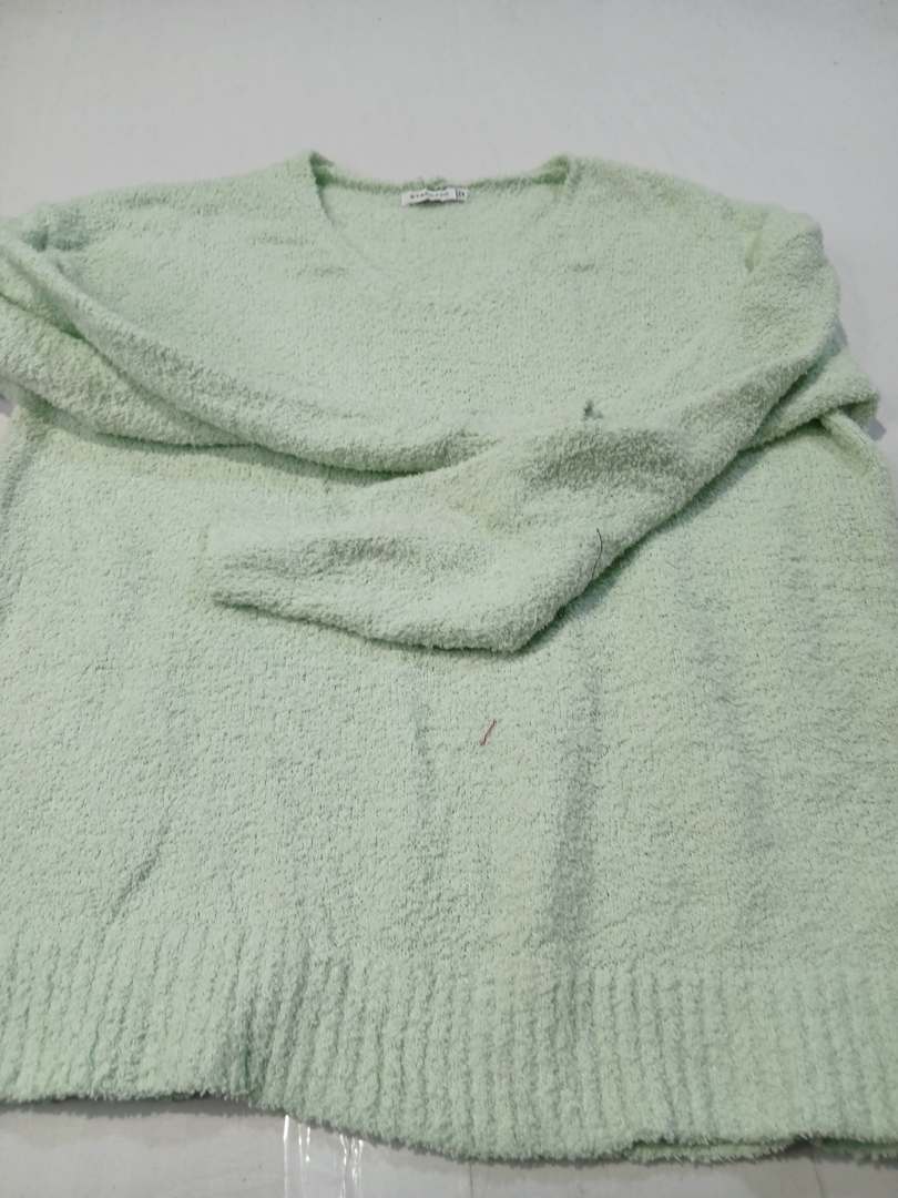 Suéter de malha peluda verde claro Staccato tamanh..