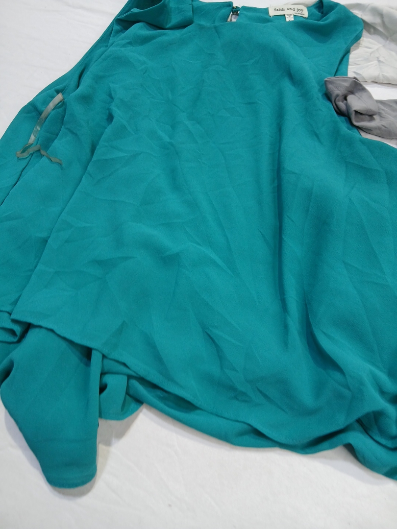 Blusa Solta Verde Azulado