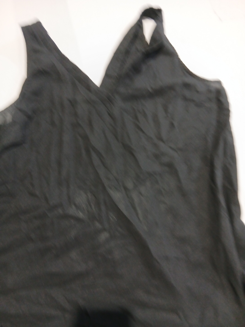 Black Sleeveless V-Neck Tank Top