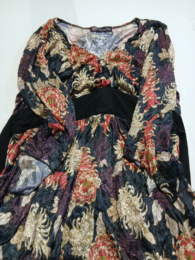 Volume One Printed Floral Blouse