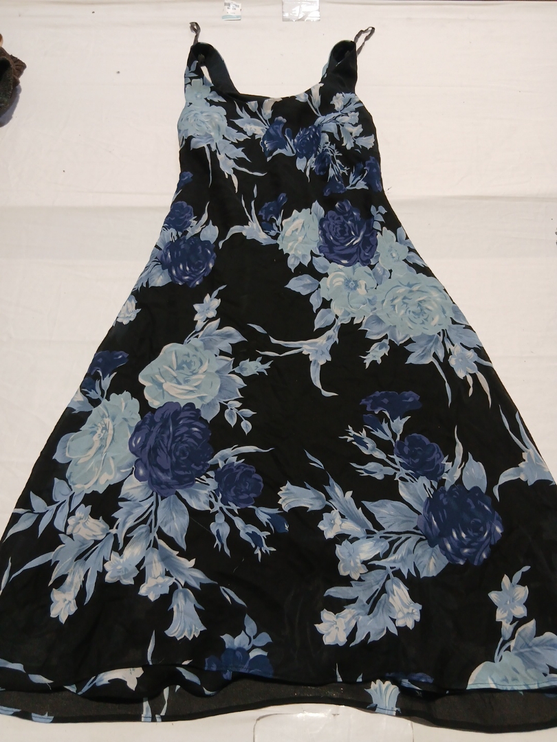 Vestido Slip com Estampas Florais