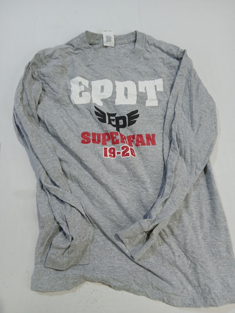 Camiseta Gráfica de Manga Longa Gildan