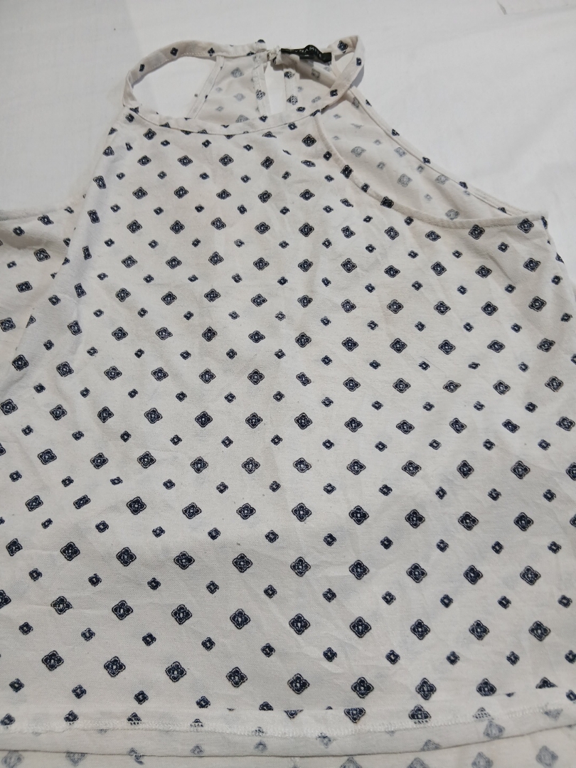 Haut débardeur à volants à pois dynamite