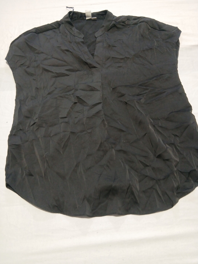 Guess Black Sleeveless Blouse