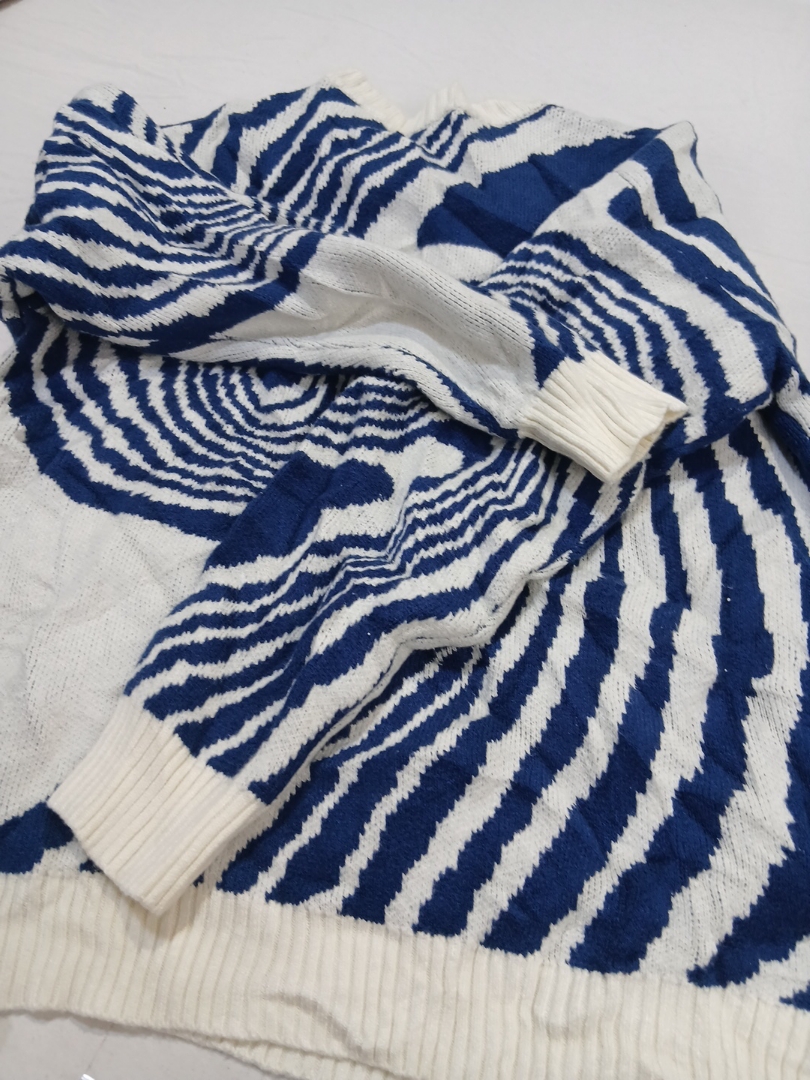 Afriq Blue and White Wavy Knit Sweater