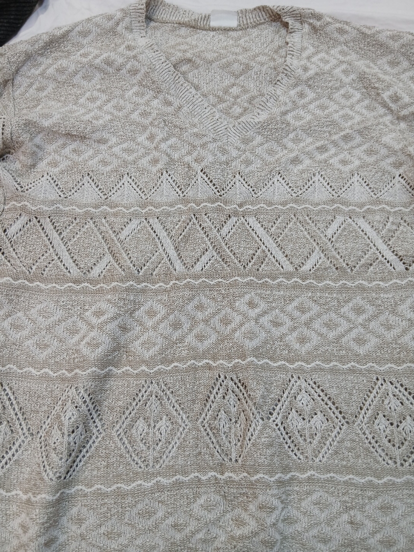 Unbranded V-Neck Knit Sweater