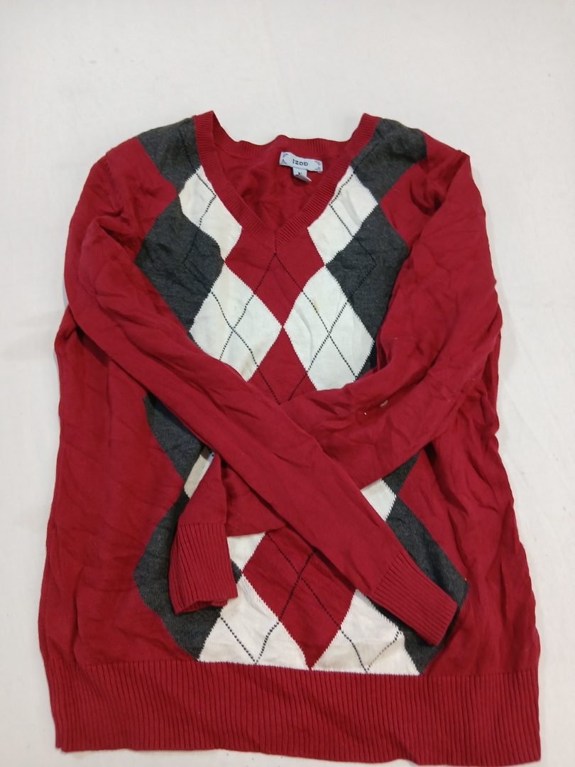 IZOD V-Neck Argyle Sweater