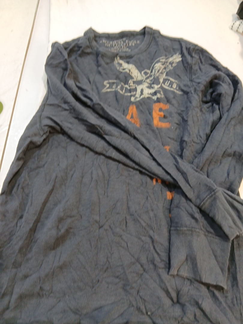 アメリカンイーグルTシャツ