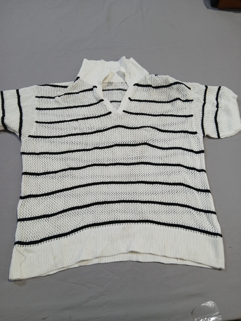 Old Navy Gestreifter Pullover-Westen