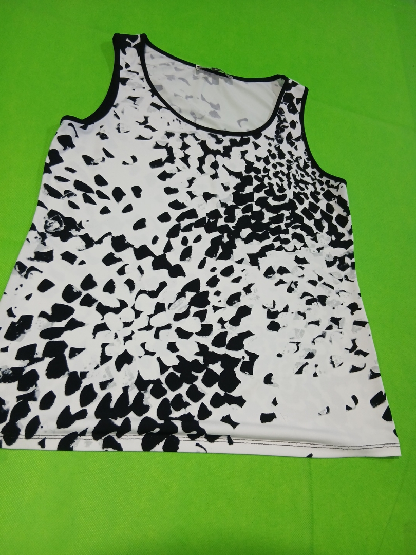 Melanie Lyne Cow Print Tank Top