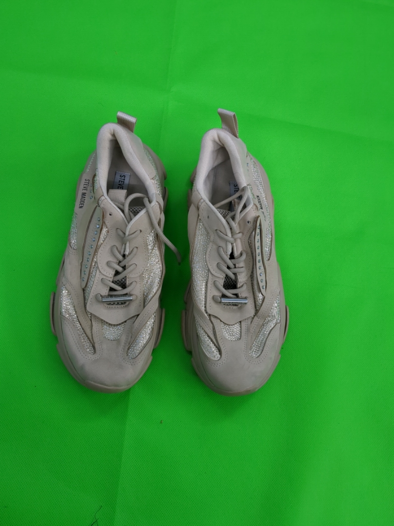 Possession Chunky Lace-Up Sneakers