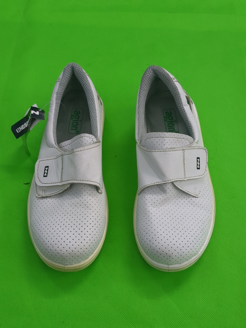 White Kingsmann Shoes