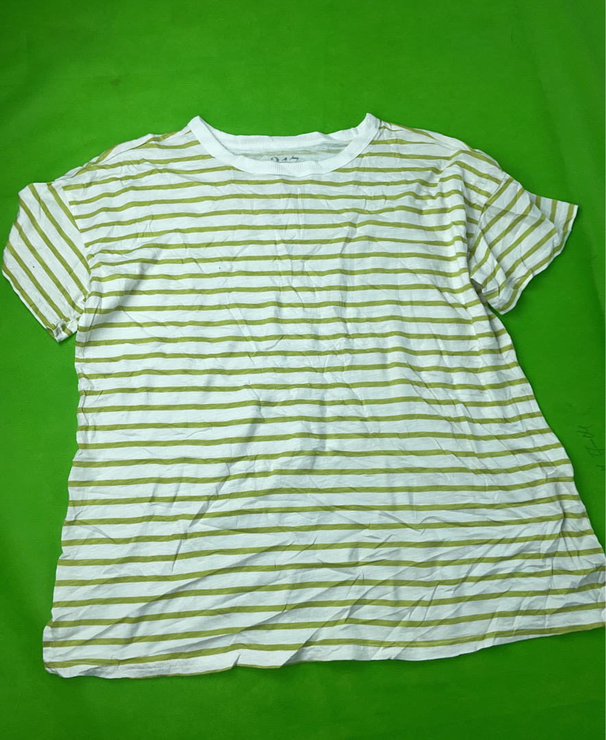 T-shirt a maniche corte a righe