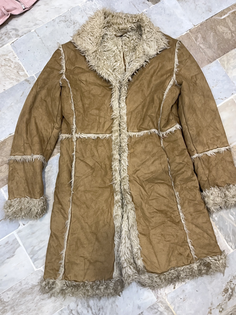 Veste en cuir suédé avec col en fourrure Yunjei
