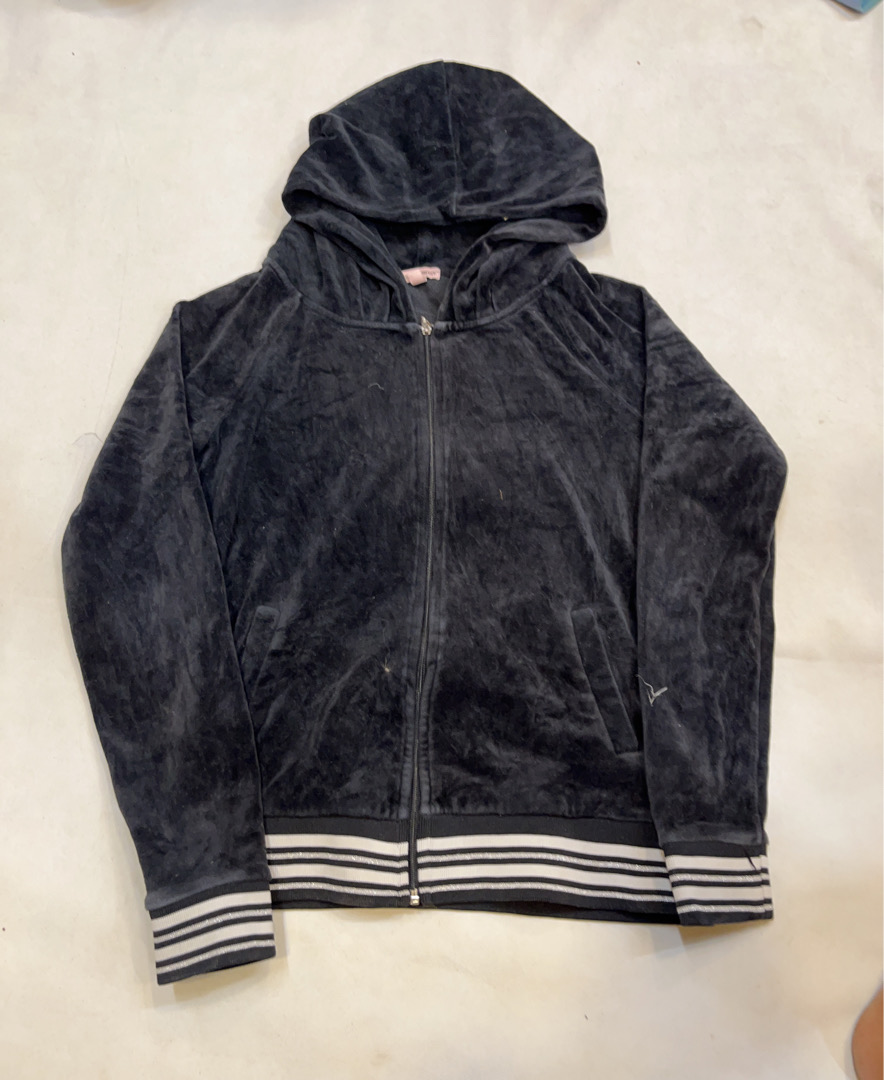 ジュシー・クチュール ベロアフーディ