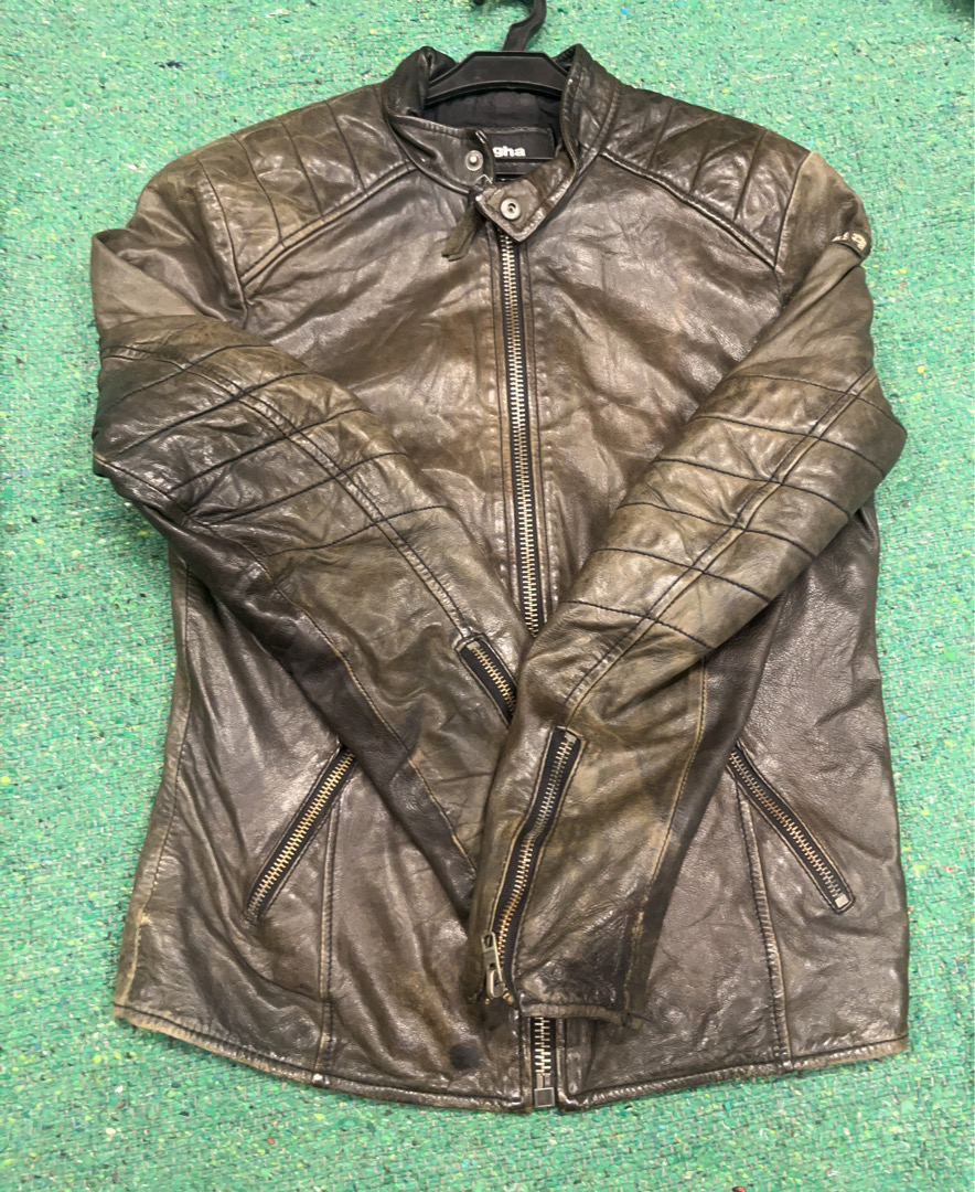 Jaqueta de Couro tigha