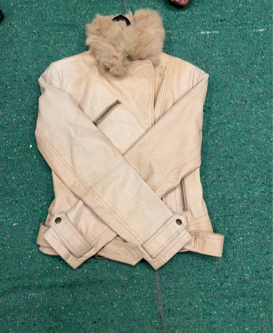 Blanco Leather Jacket with Fur Collar