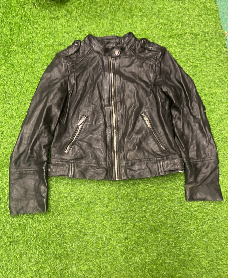 Camateu Black Leather Jacket